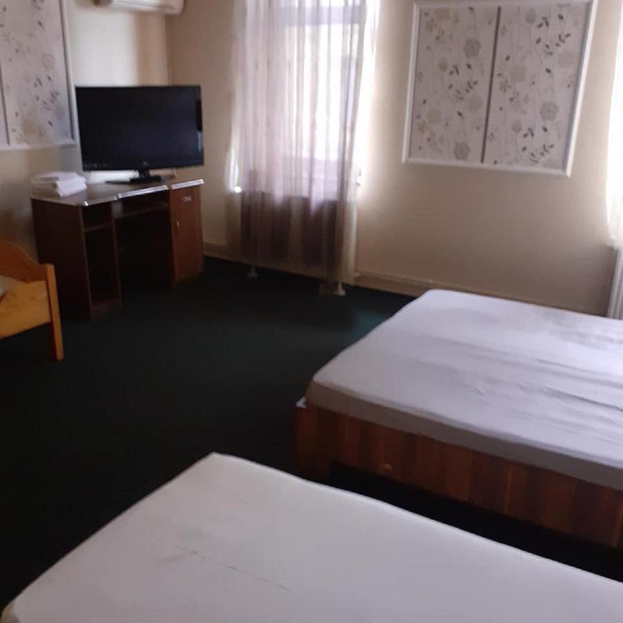 Hotel Lexus - Fost Cosmin Arad Zewnętrze zdjęcie